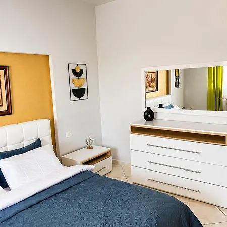 Modern 아파트